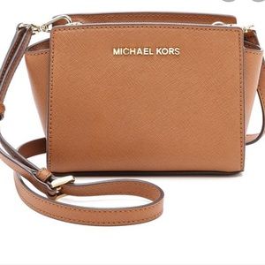 Michael Kors Selma Mini Messenger Bag
